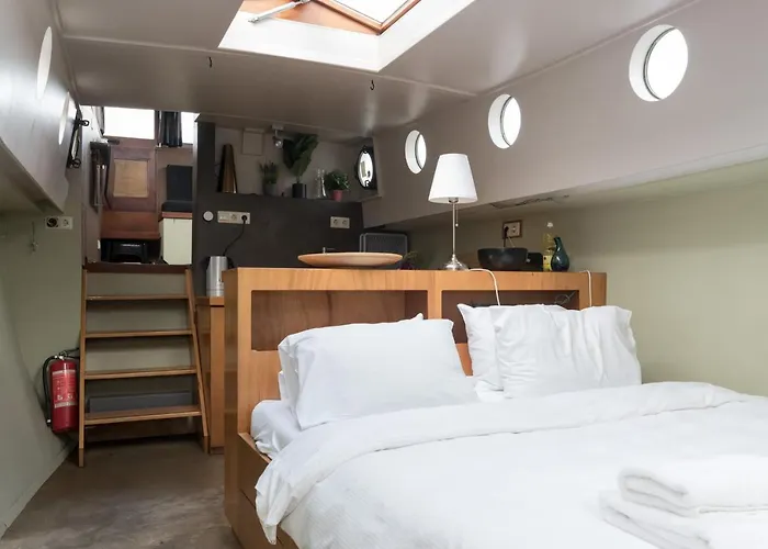 Luxury Historic Boat Botel