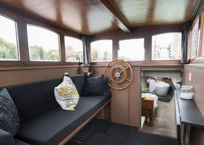 Luxury Historic Boat Amsterdam