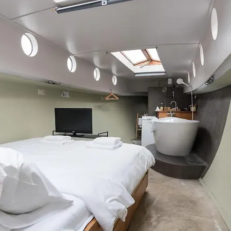 Bådhotel Luxury Historic Boat